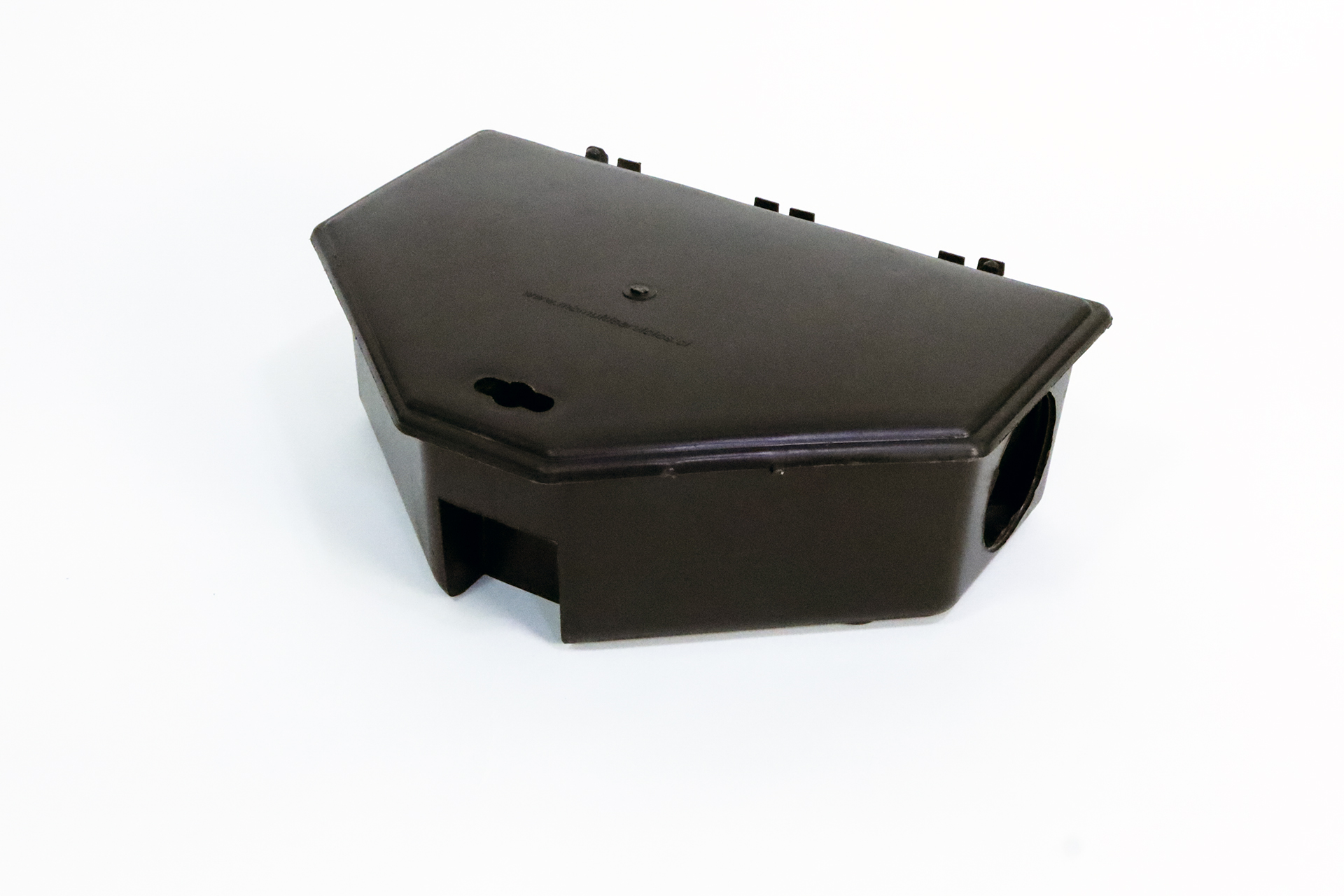 CAJA CEBADERA TRIANGULAR CON LLAVE